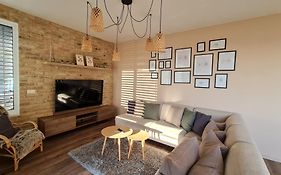 Jack'S Apartment